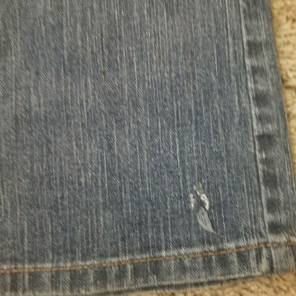 DKNY Jeans - Picture 5 of 7